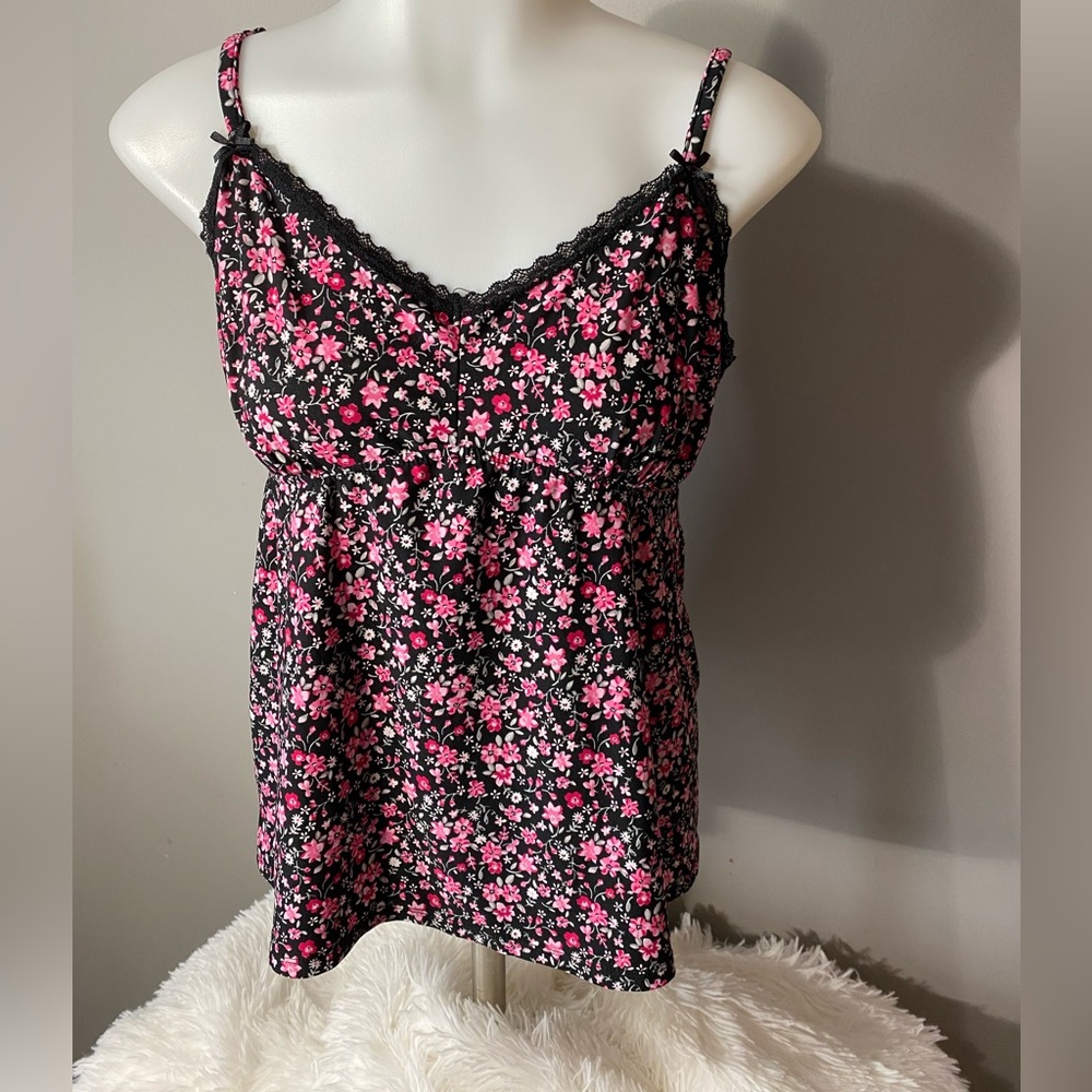 Renee Rofé Sleepwear Short Set
Size Medium 
Comfort Sexy - Picture 4 of 5